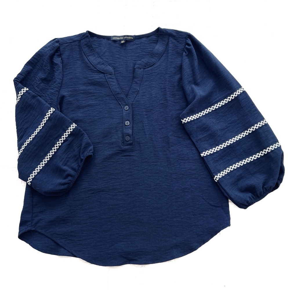 Adrienne Vittadini Navy Blouse with Nautical Trim Blousey Sleeves EUC